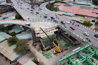 Công trường cầu Vĩnh Tuy giai đoạn 2 những ngày cuối năm 2022 