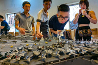 Sống động dàn mô hình quân sự khủng đang được trưng bày ở Hà Nội