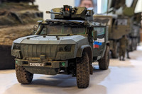 Sống động dàn mô hình quân sự khủng đang được trưng bày ở Hà Nội