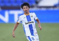 18 cầu thủ Nhật Bản đang thi đấu ở châu Âu là những ai?