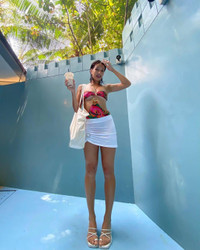 [ẢNH] Nhan sắc 'vạn người mê' của cầu thủ 18 tuổi là Á hậu Singapore