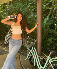 [ẢNH] Nhan sắc 'vạn người mê' của cầu thủ 18 tuổi là Á hậu Singapore