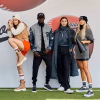 [ẢNH] Ngã rẽ khiến fan phấn khích của 'VĐV sexy nhất hành tinh'