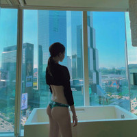 [ẢNH] Mê mẩn vẻ đẹp của HLV phòng gym Hàn Quốc