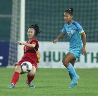 Nữ tuyển thủ U20 Việt Nam đẹp ngỡ ngàng cùng bikini