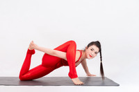 Vẻ đẹp cuốn hút của nữ Chủ tịch Liên minh yoga thế giới khu vực Đông Nam Á