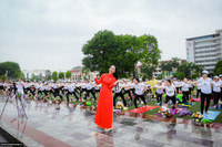 Vẻ đẹp cuốn hút của nữ Chủ tịch Liên minh yoga thế giới khu vực Đông Nam Á