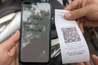 Cận cảnh các điểm trông giữ xe không dùng tiền mặt ở Hà Nội từ hôm nay