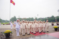 Lãnh đạo Đảng, Nhà nước và thành phố Hà Nội vào Lăng viếng Chủ tịch Hồ Chí Minh