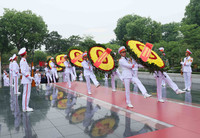Lãnh đạo Đảng, Nhà nước và thành phố Hà Nội vào Lăng viếng Chủ tịch Hồ Chí Minh