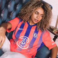 [ẢNH] Áo đấu phụ của Chelsea và Barca bị chê hết lời