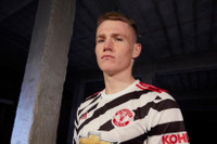 [ẢNH] Cận cảnh áo đấu mới xấu thảm hại của M.U