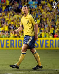 [ẢNH] Các siêu sao đương đại trông thế nào khi mặc áo đấu 