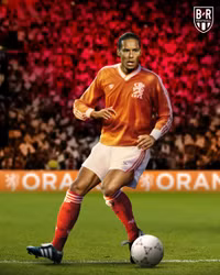 [ẢNH] Các siêu sao đương đại trông thế nào khi mặc áo đấu 