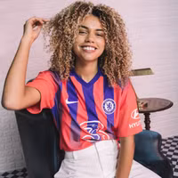 [ẢNH] Áo đấu phụ của Chelsea và Barca bị chê hết lời