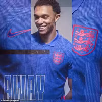 [ẢNH] Dàn sao tuyển Anh khoe áo đấu mới đẹp ngất ngây