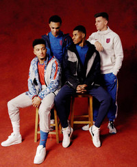 [ẢNH] Dàn sao tuyển Anh khoe áo đấu mới đẹp ngất ngây