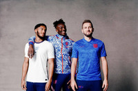 [ẢNH] Dàn sao tuyển Anh khoe áo đấu mới đẹp ngất ngây