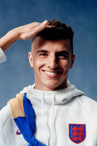 [ẢNH] Dàn sao tuyển Anh khoe áo đấu mới đẹp ngất ngây