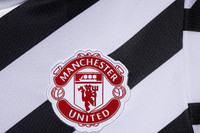 [ẢNH] Cận cảnh áo đấu mới xấu thảm hại của M.U