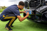 Cận cảnh loạt siêu xe đình đám cầu thủ Real Madrid được tặng