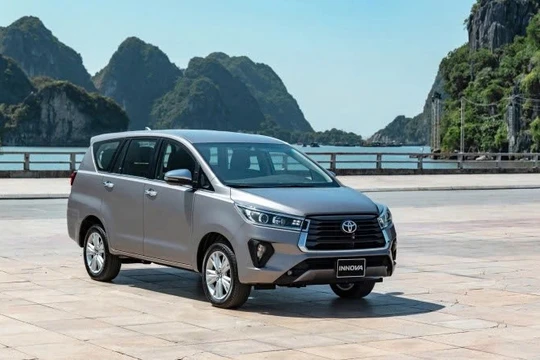 Những mẫu xe đình đám một thời bị "khai tử" trong năm 2025