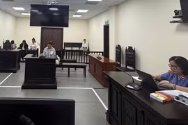 Người đàn bà vào vai “thầy” phong thủy để lừa tiền
