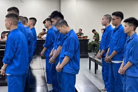 Nhóm đối tượng lĩnh án tù vì dùng gạch “hỗn chiến” khiến một người tử vong