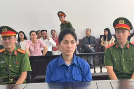 Thay đổi thời gian xét xử nữ giám đốc công ty biểu diễn thuật lừa dối khán giả 