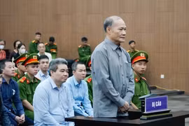 Lời khai cựu Thứ trưởng và cấp dưới về việc nhận tiền từ ông chủ Công ty Hoàng Dân