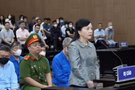 Cựu Bộ trưởng Nguyễn Thị Kim Tiến lý giải việc nhận tiền tỷ từ cấp dưới 