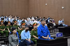 Cấp dưới của cựu Bộ trưởng Bộ Y tế khai 'mọi việc đều phải được lãnh đạo thông qua'