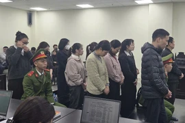 Nữ “đại gia” hầu toà cùng đường dây buôn lậu hơn nửa tấn vàng