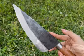 Không “cưa đổ” nữ chủ quán cà phê, gã trai dùng dao sát hại “người trong mộng” 