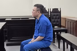 Chiếm đoạt hàng chục tỷ đồng bằng việc tự ý lập quy hoạch và bán đất liền kề