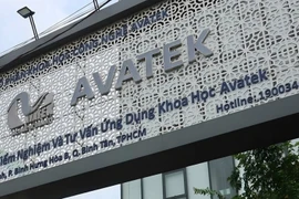 Cách thức tha hoá cán bộ của “bà trùm” bán Giấy kiểm nghiệm sản phẩm 