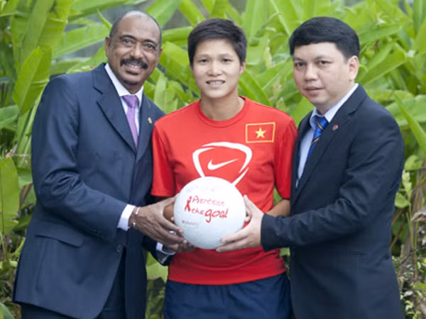Bóng đá Việt Nam hưởng ứng chiến dịch “Protect The Goal” của Liên hợp quốc ảnh 1