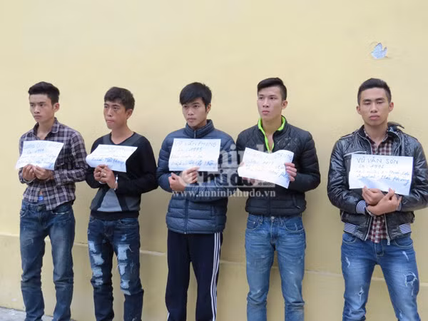 Bắt nhanh 5 đối tượng giết người chỉ vì một câu nói ảnh 1