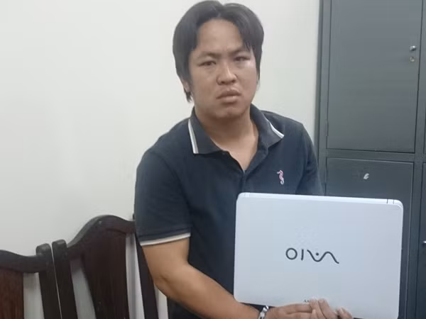 Lừa tình- tiền gái trẻ, rồi tẩy nốt ruồi "thay hình đổi dạng" ảnh 1