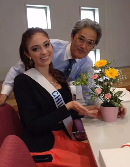 Hoa hậu Đặng Thu Thảo mang hình ảnh Việt Nam vào nghệ thuật cắm hoa Ikebana ảnh 9