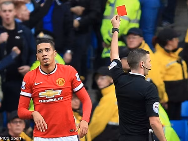 Van Gaal điên tiết mắng học trò là “thằng ngốc“ ảnh 2