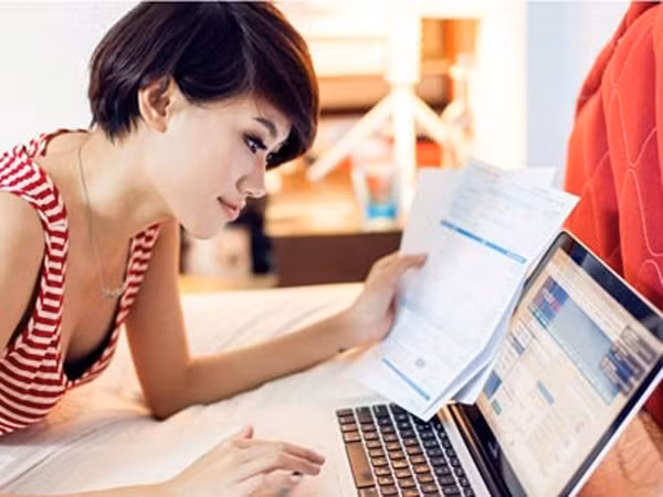 Mua sắm trực tuyến: Nhận hàng, trả tiền mặt, cho chắc ăn ảnh 1