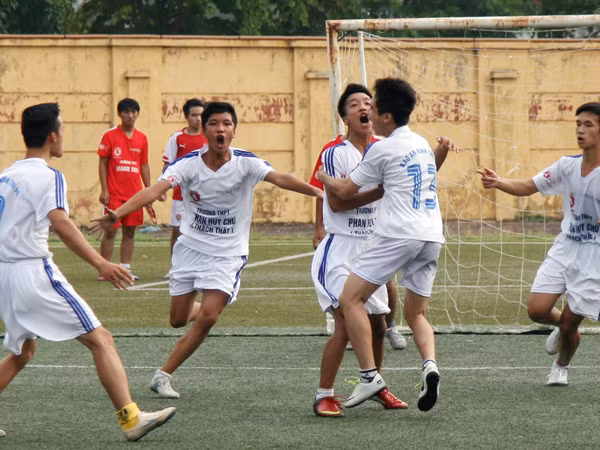 Viết tiếp câu chuyện cổ tích ảnh 1