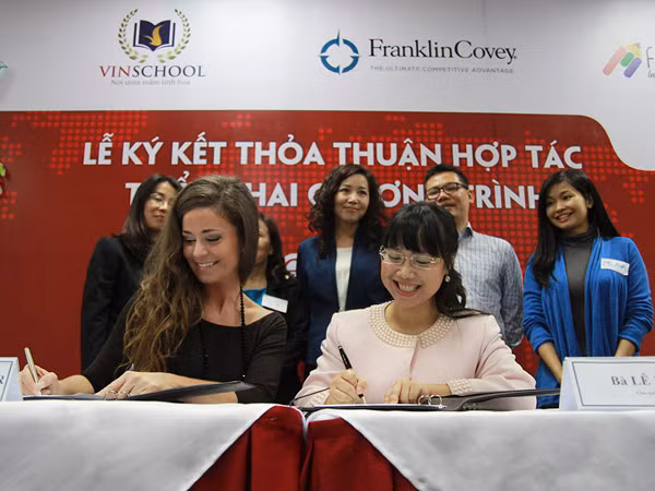 Vinschool ký kết và triển khai chương trình “Lãnh đạo bản thân” trên toàn hệ thống ảnh 1