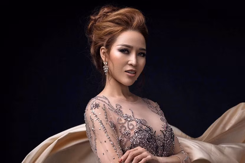 Những đường dây bán dâm "bạc tỷ" của các hoa hậu, người đẹp, MC nổi tiếng từng bị phanh phui ảnh 3