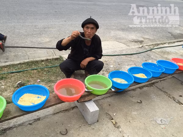 Mục kích lễ cúng ma khô, thả hồn người chết về với tổ tiên của người Mông ảnh 5