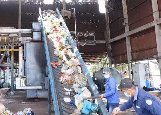 Hà Nội quyết tâm xử lý toàn bộ rác bằng công nghệ hiện đại 