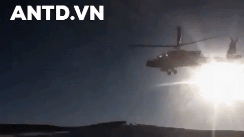 Một chiếc trực thăng AH-64 của Mỹ bị tai nạn