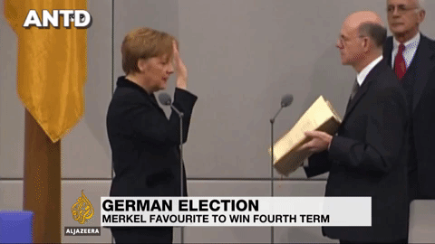 Nữ thủ tướng Đức trong lễ tuyên thệ nhậm chức.