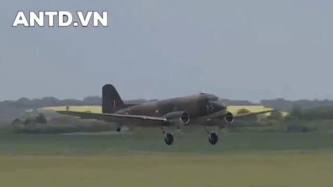Máy bay vận tải C-47 Dakota Máy bay vận tải C-47 Dakota